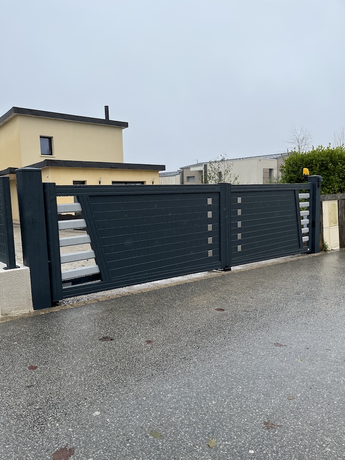 portail aluminium résistant intempéries