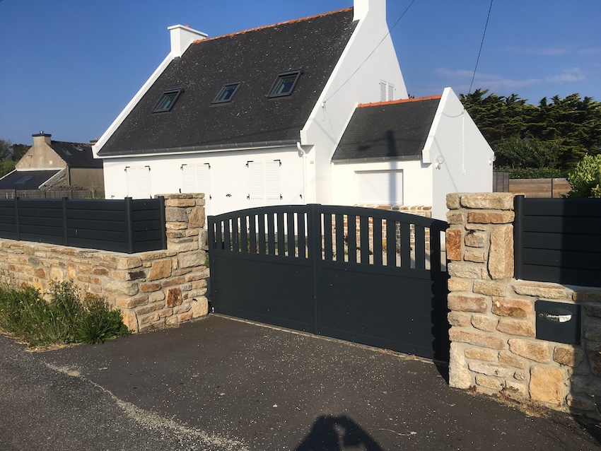 portail aluminium motorisé ouverture rapide