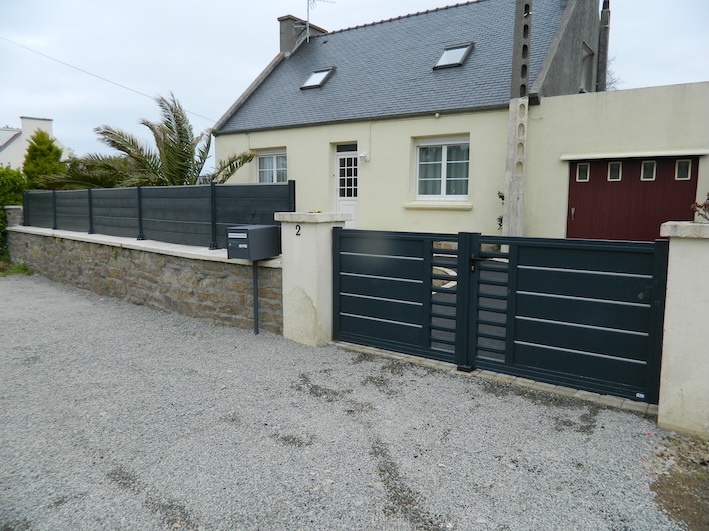 portail aluminium sur mesure motorisé